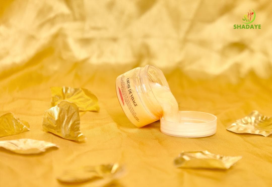 Crème de visage claire métisse